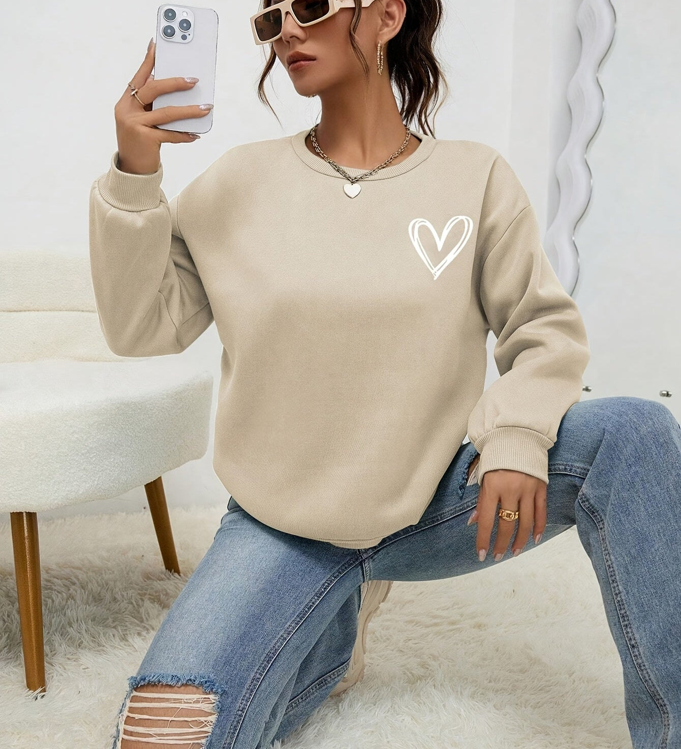 AUDRÉE™ - Minimalist Cozy Sweatshirt