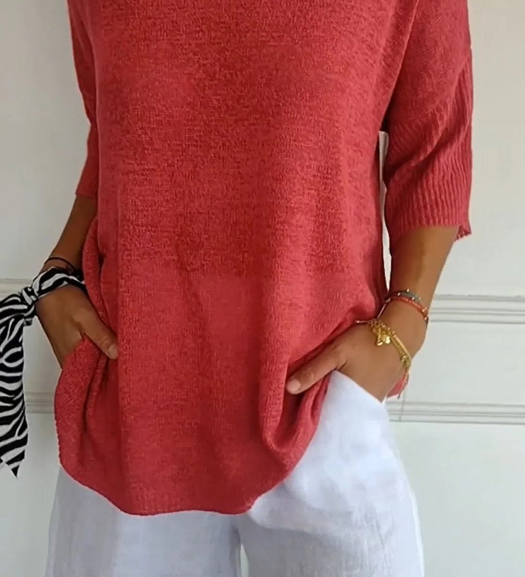 LAUREN™ - Casual V-Neck Top