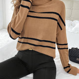 Thea – Suéter de Cuello Alto a Rayas