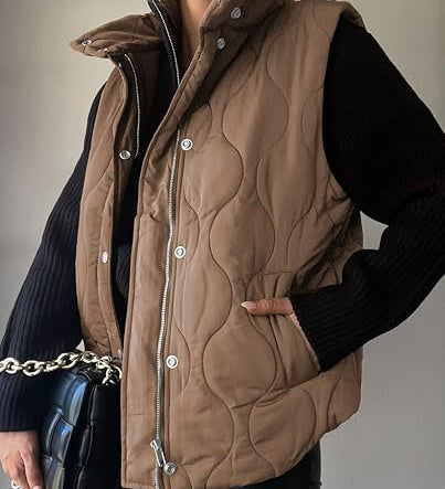 DARCY™ - Chic Lightweight Button-Up Puffer Vest