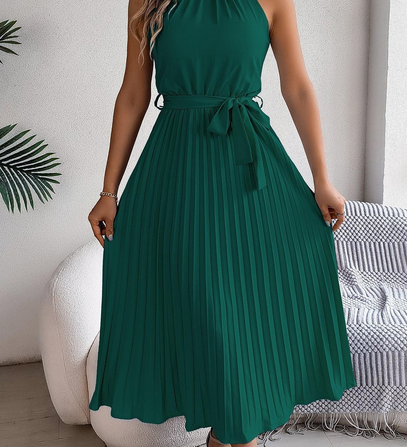 CEDRINE™ – Graceful Pleated Midi Dress