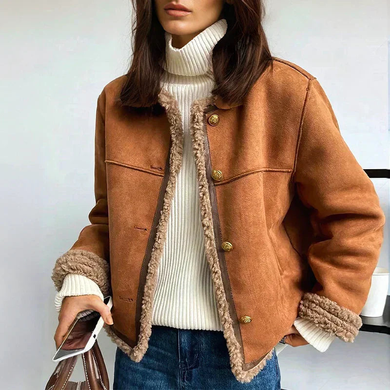 Rosália - Fur Coat with Buttons