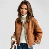 Rosália - Fur Coat with Buttons